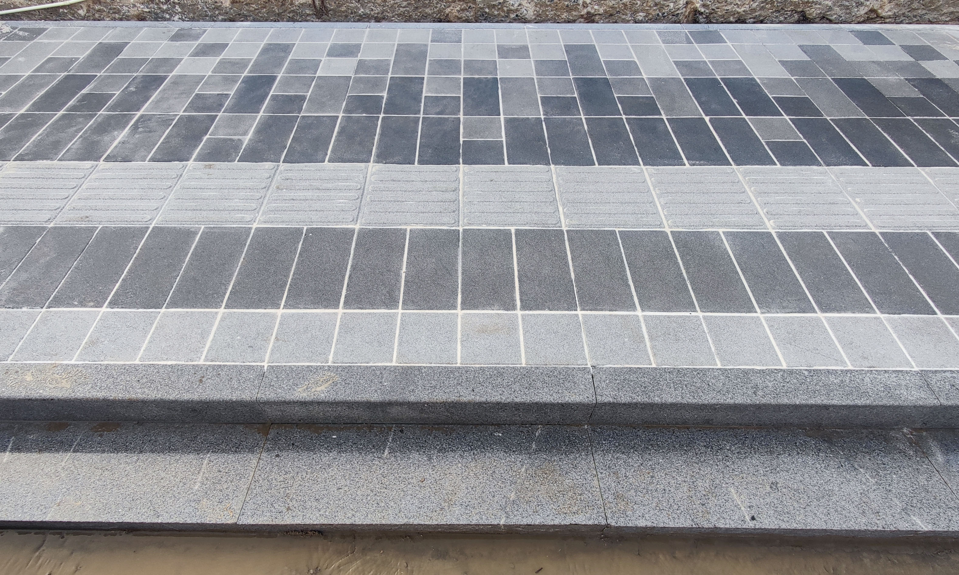 石英砂扫缝.jpg 图片